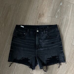 American Eagle Outfitters highest Rise 90’s Boyfriend Short